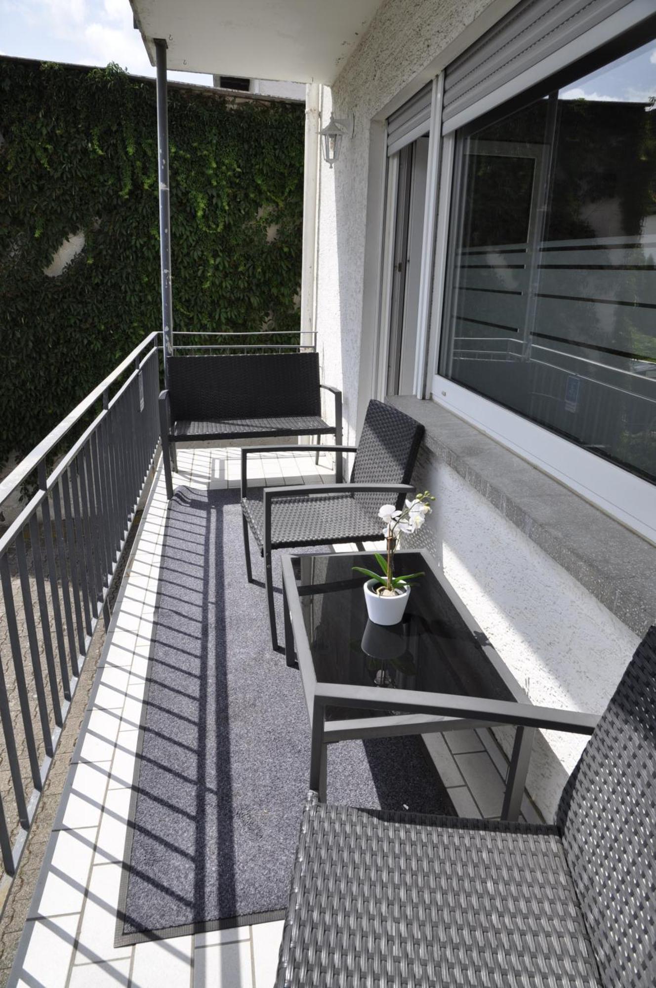 Kurstadt Apt Moderne 2Zkb Balkon-Pkw- Stellplatz Check-In 7-24 H Бад-Наугайм Екстер'єр фото